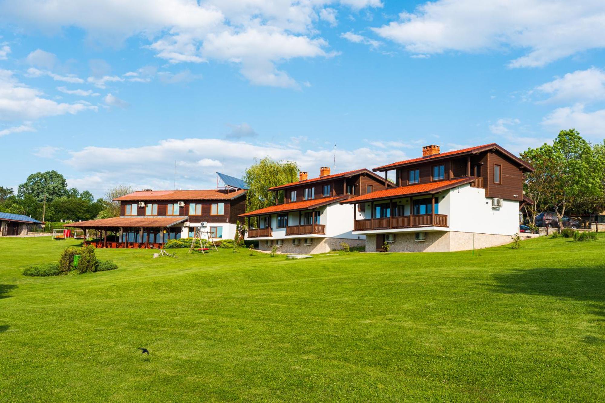 Complex Pristan In The Mountain Hotel Silkovci Kültér fotó
