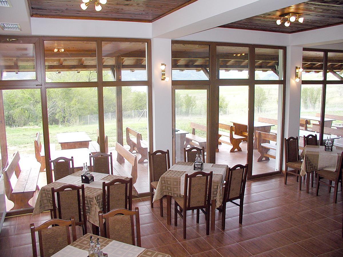 Complex Pristan In The Mountain Hotel Silkovci Kültér fotó