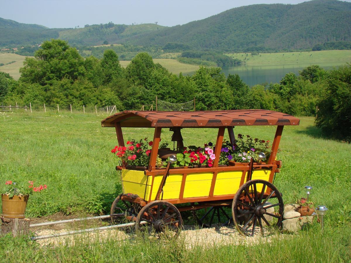 Complex Pristan In The Mountain Hotel Silkovci Kültér fotó