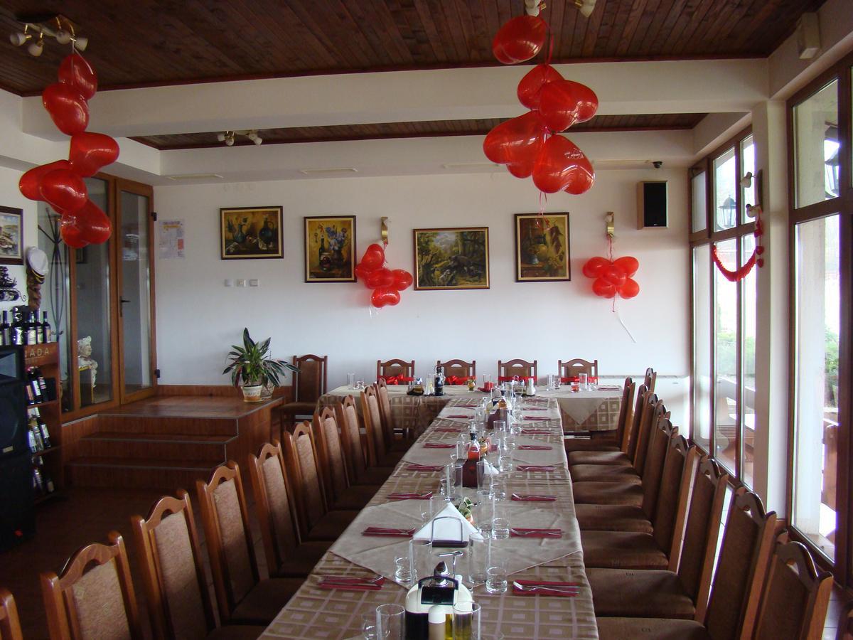 Complex Pristan In The Mountain Hotel Silkovci Kültér fotó