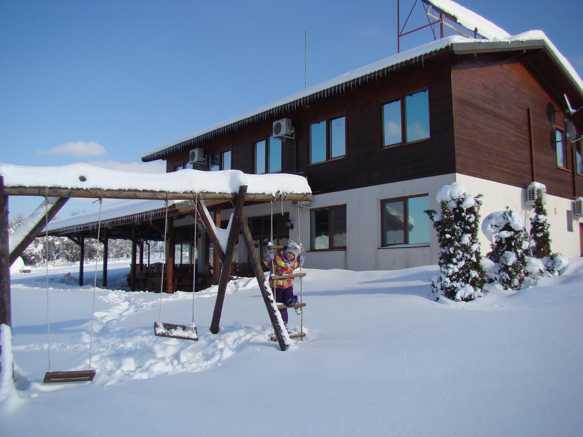 Complex Pristan In The Mountain Hotel Silkovci Kültér fotó